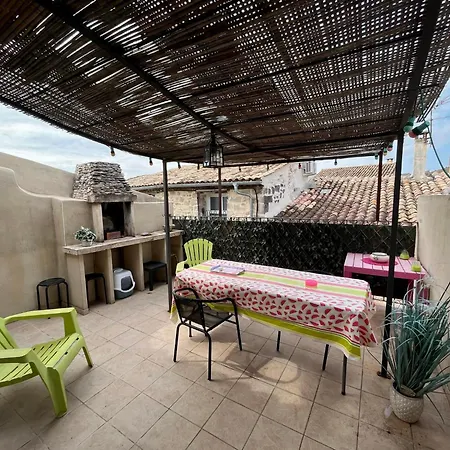 Maison De Village Homestay